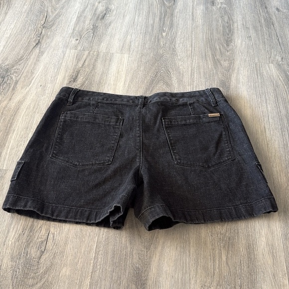 🏴 White House Black market Shorts size 12 - Picture 7 of 7